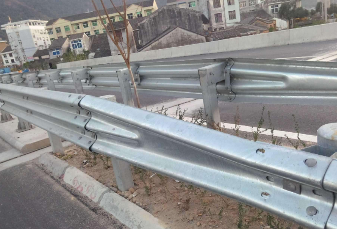 波形护栏厂家 波形护栏厂家